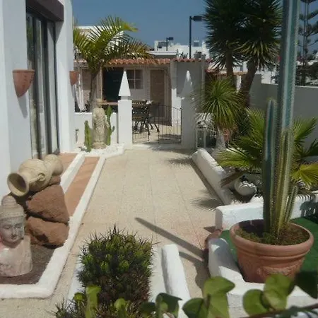 Las Buganvillas 65 Playa Blanca